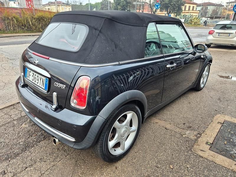Usata Mini Cooper Cabriolet 116 CV (85 kW) 2007 Nero Cabrio