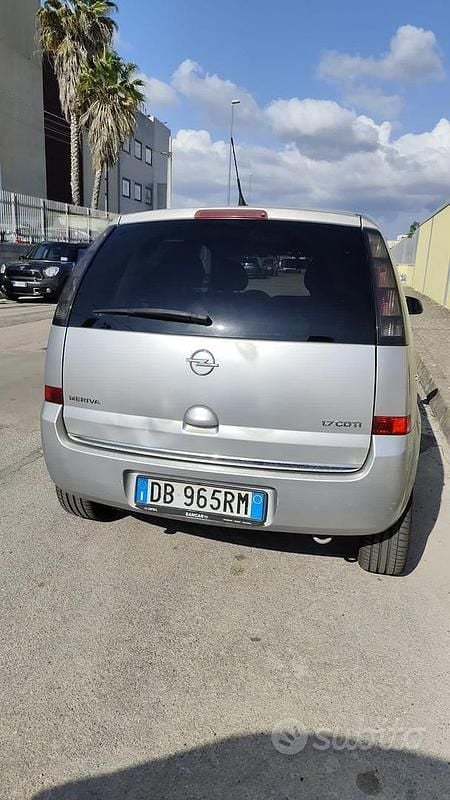 Usata Opel Meriva 101 CV (74 kW) 2006 Grigio Monovolume