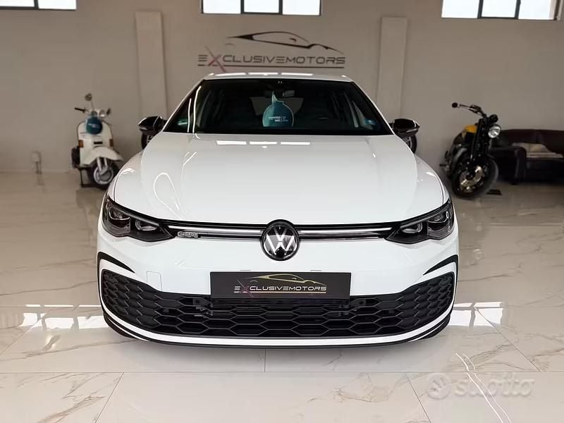 Usata VW Golf VIII GTI 245 CV (180 kW) 2023 Bianco Berlina