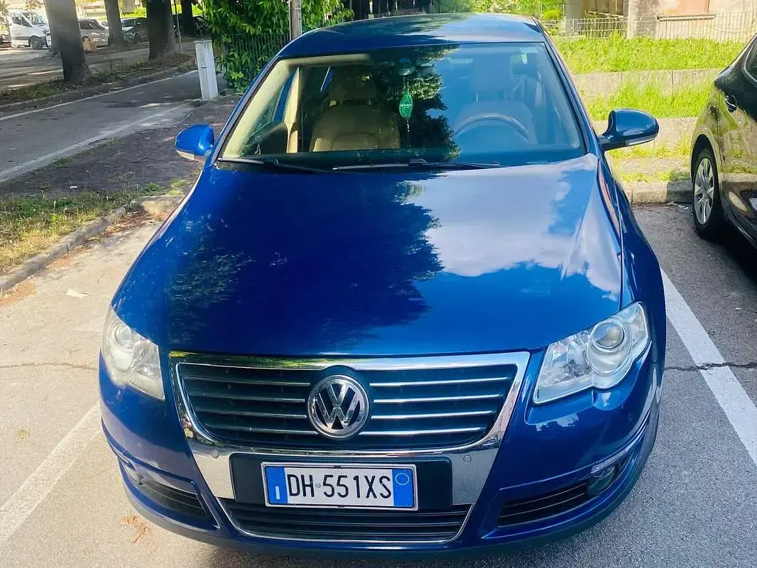 Usata VW Passat 140 CV (102 kW) 2008 Blu/azzurro Berlina