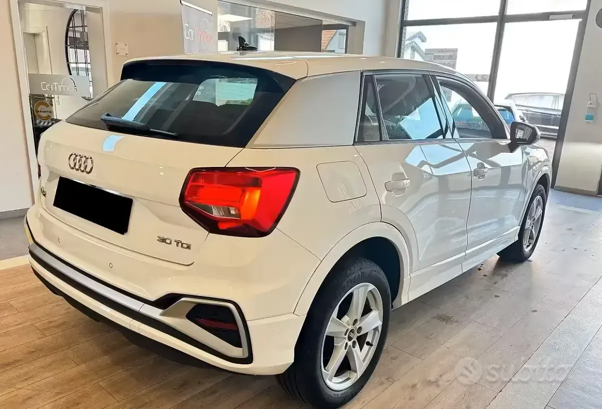 Usata Audi Q2 Premium 150 CV (110 kW) 2021 Bianco SUV
