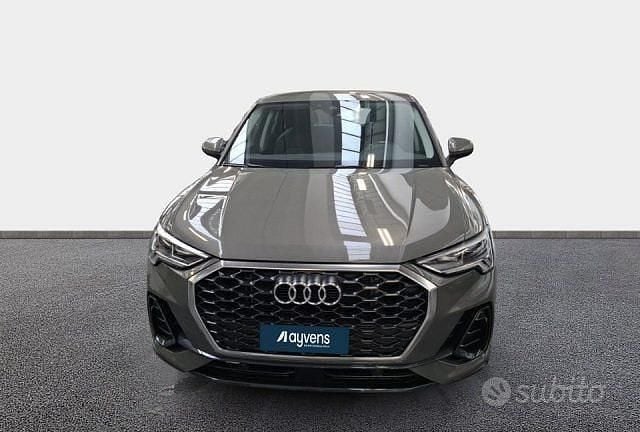 Usata Audi Q3 Business Plus 149 CV (109 kW) 2022 Grigio SUV