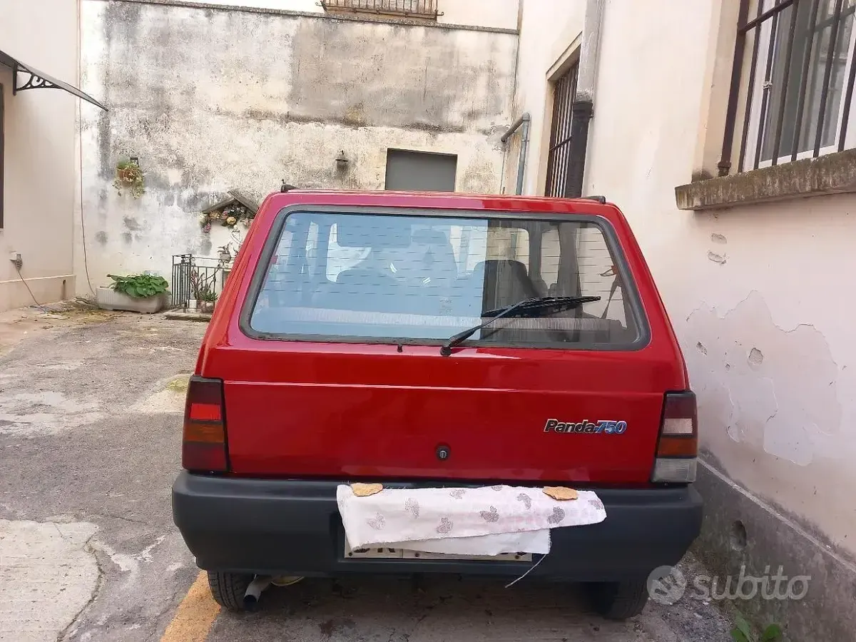 Usata Fiat Panda 50 CV (36 kW) 1989 Rosso Utilitaria
