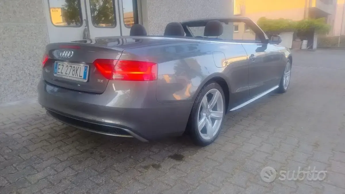 Usata Audi A5 Cabriolet S-Line 190 CV (139 kW) 2015 Grigio Cabrio