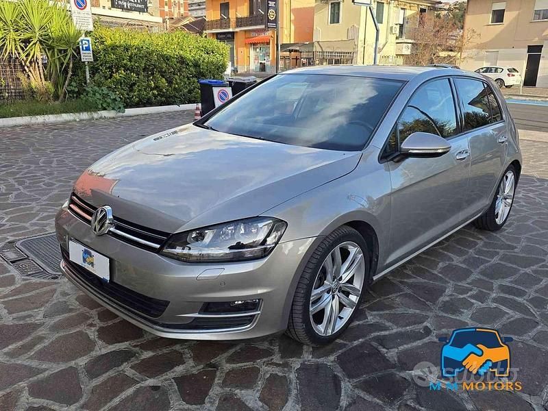 Usata VW Golf VII Highline 149 CV (109 kW) 2014 Grigio Berlina