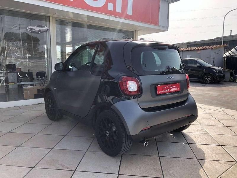 Usata Smart ForTwo Coupé Prime 90 CV (66 kW) 2015 Grigio Utilitaria
