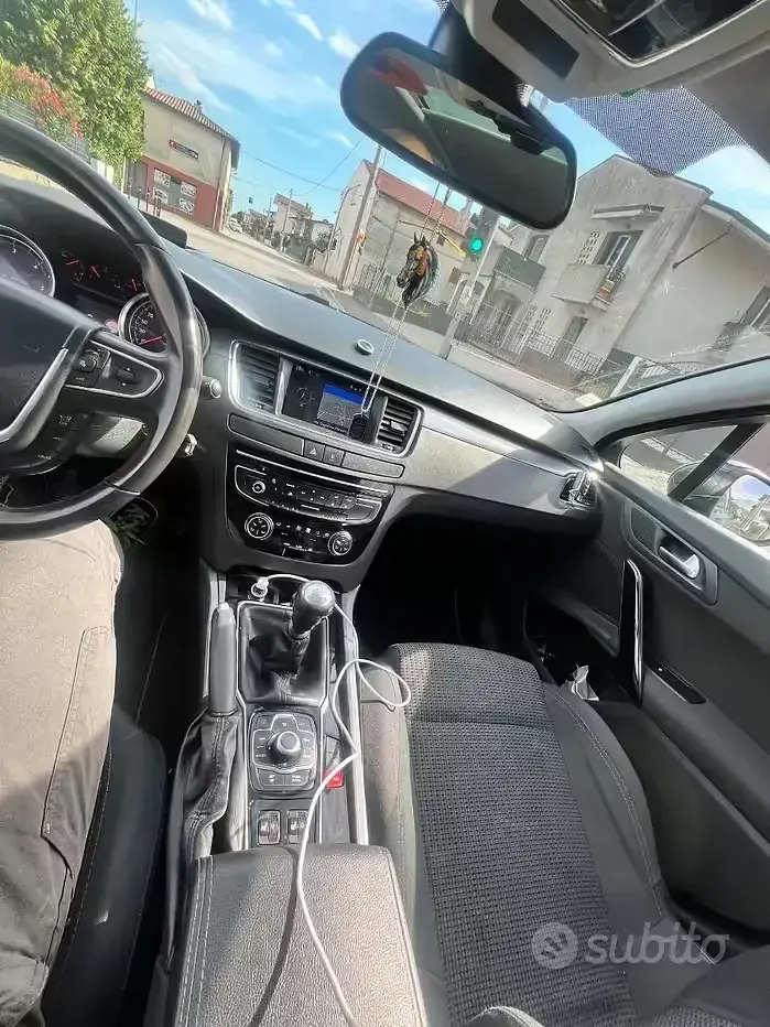 Usata Peugeot 508 140 CV (102 kW) 2015 Nero Station wagon