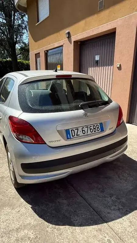 Usata Peugeot 207 Sport 95 CV (69 kW) 2009 Argento Berlina