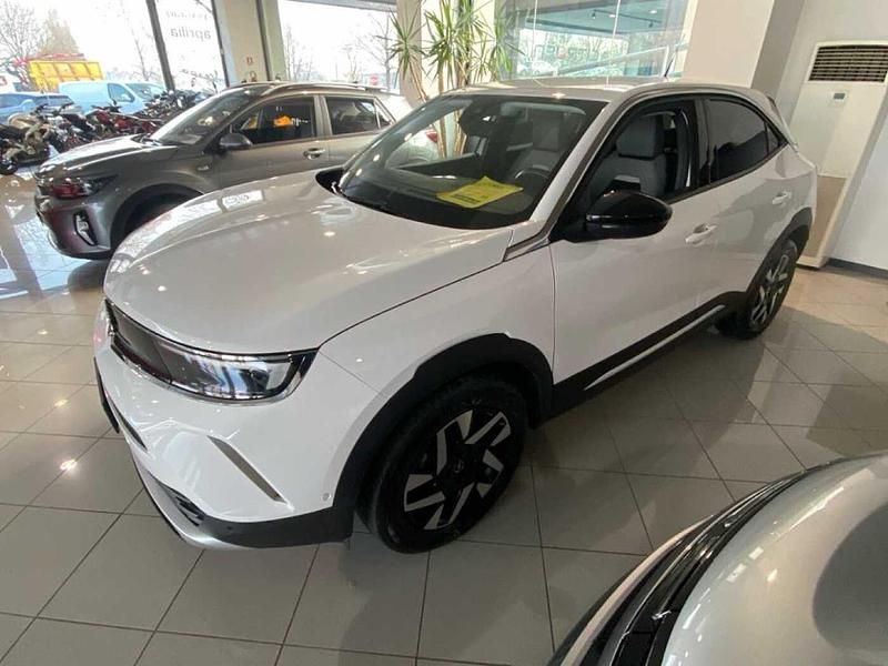 Usata Opel Mokka Elegance 131 CV (96 kW) 2022 Bianco SUV