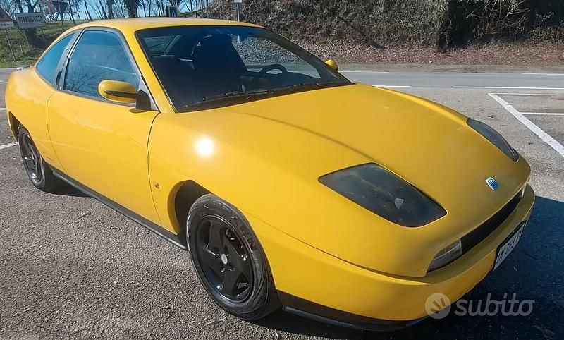 Usata Fiat Coupé 130 CV (95 kW) 1997 Giallo Coupé