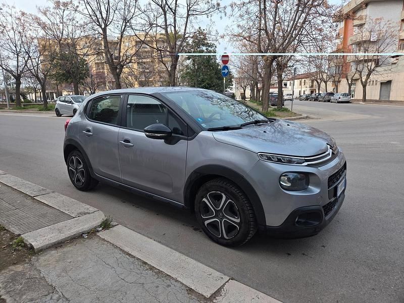 Usata Citroën C3 Feel 101 CV (74 kW) 2019 Argento Utilitaria
