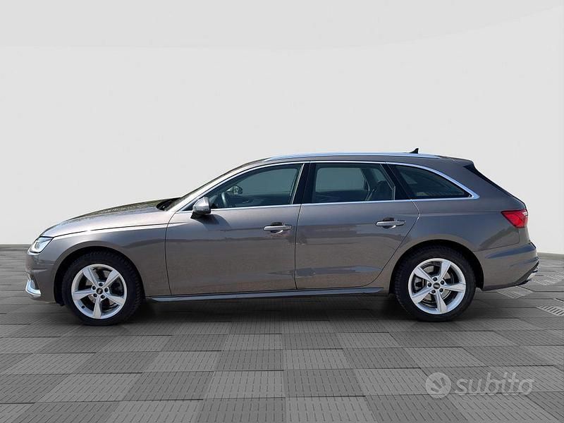 Usata Audi A4 Business 163 CV (119 kW) 2022 Grigio Station wagon