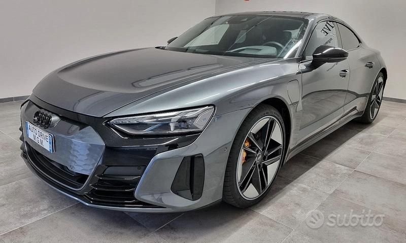 Grigio Usata 2021 Audi e-tron GT quattro Edition .1 Tre volumi | 93.000 € - Immagine 1/4