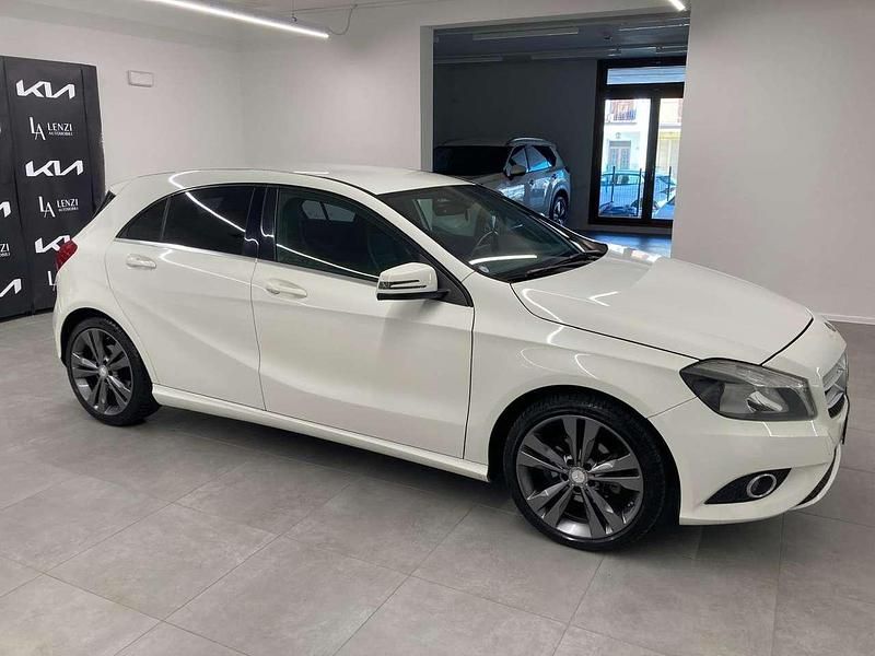 Usata Mercedes A180 109 CV (80 kW) 2014 Bianco Berlina