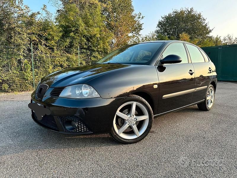 Usata 2007 Seat Ibiza Stylance Tre volumi | 1900 € (Super prezzo) - Immagine 1/4