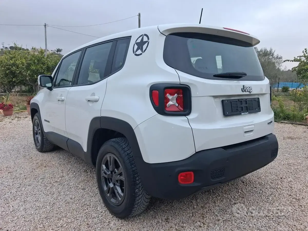 Usata Jeep Renegade Longitude 120 CV (88 kW) 2021 Bianco SUV
