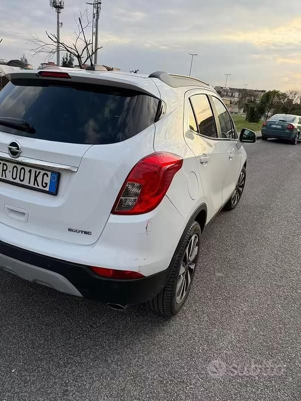 Usata Opel Mokka 140 CV (102 kW) 2018 Bianco SUV