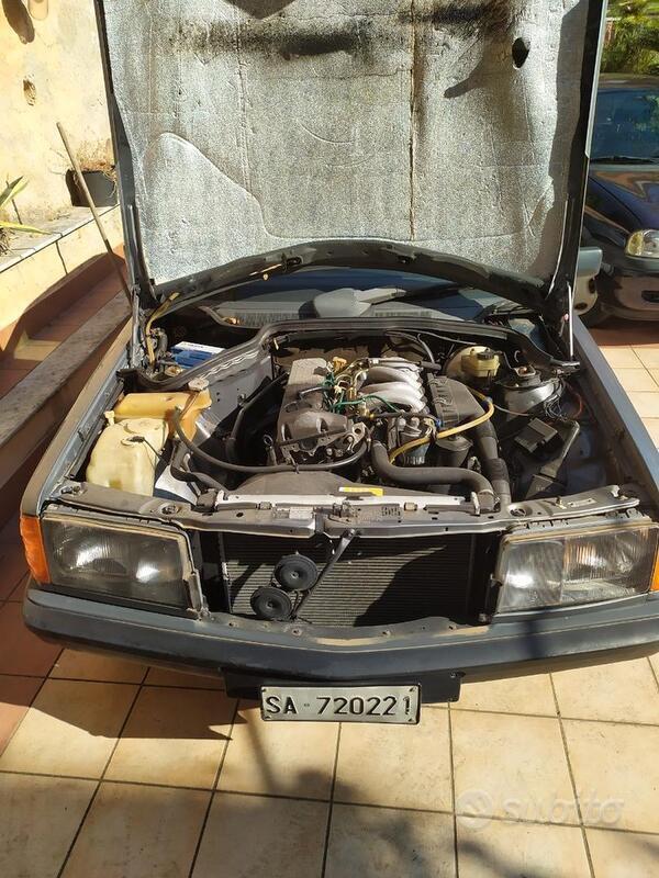 Usato 1988 Mercedes 190 2.5 Diesel 90 CV (4.000 €)