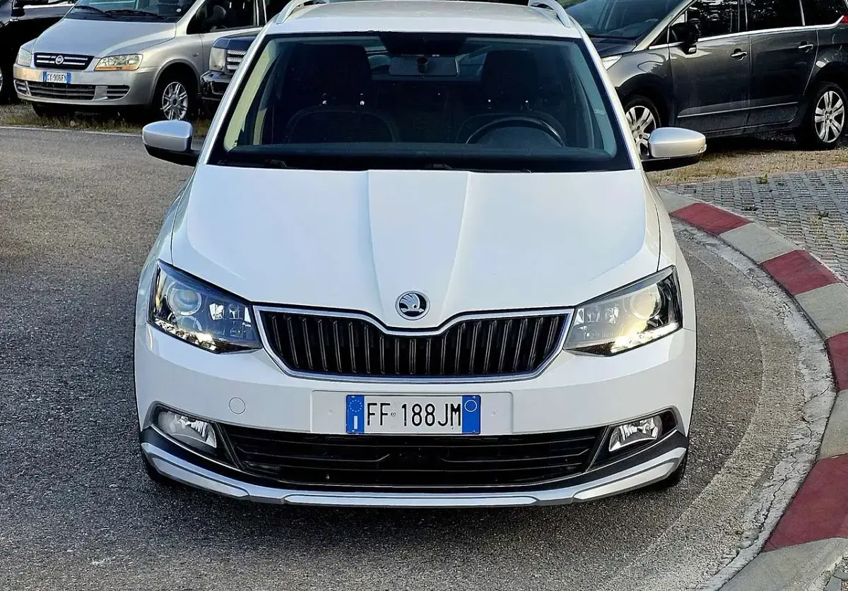Usata Skoda Fabia Design Edition 90 CV (66 kW) 2016 Other Station wagon