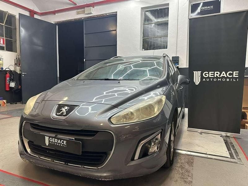 Usata Peugeot 308 Business-Line 92 CV (67 kW) 2011 Grigio Station wagon