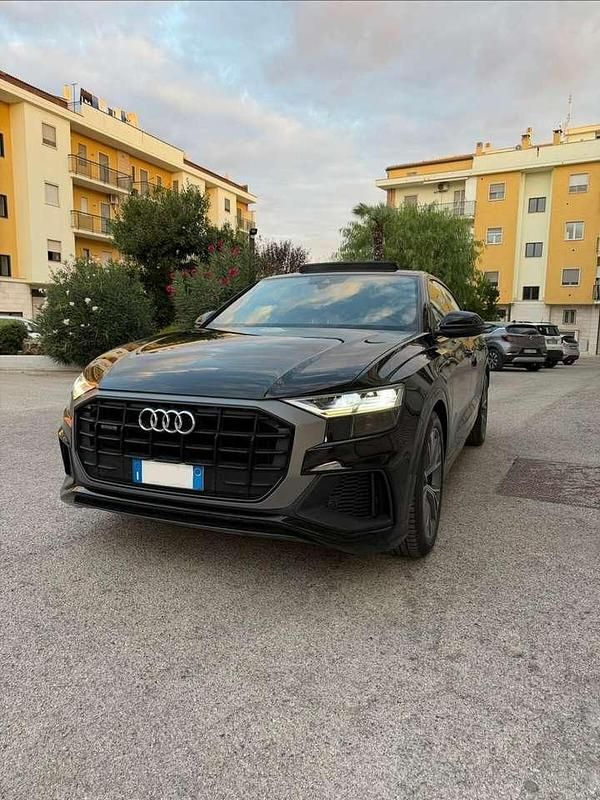 Nero Usata 2020 Audi Q8 Sport SUV | 45.500 € (Buon prezzo) - Immagine 1/4