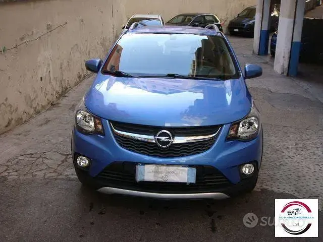 Usata Opel Karl Rocks 73 CV (53 kW) 2018 Blu Utilitaria