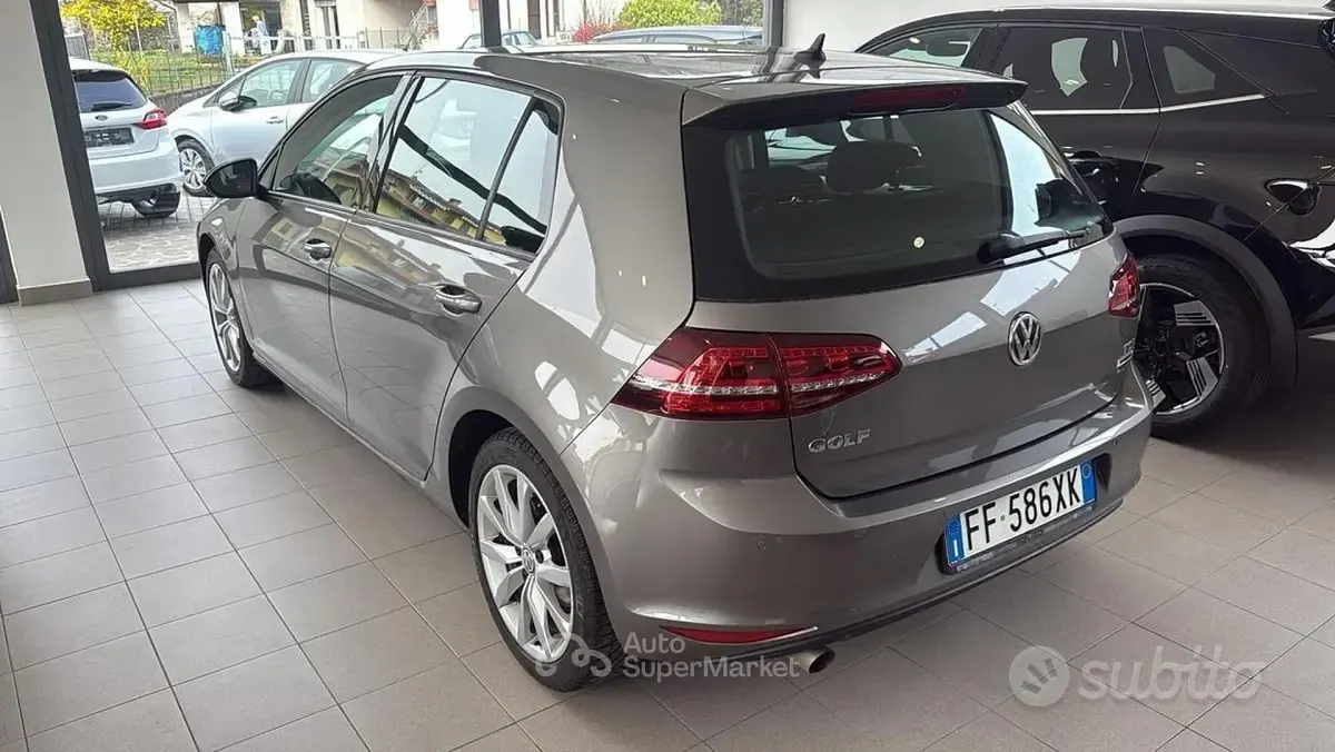 Usata VW Golf VII 110 CV (80 kW) 2017 Bronze Berlina