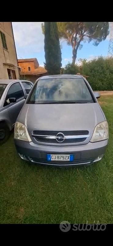 Usado Opel Meriva 101 CV (74 kW) 2004 Monovolumen