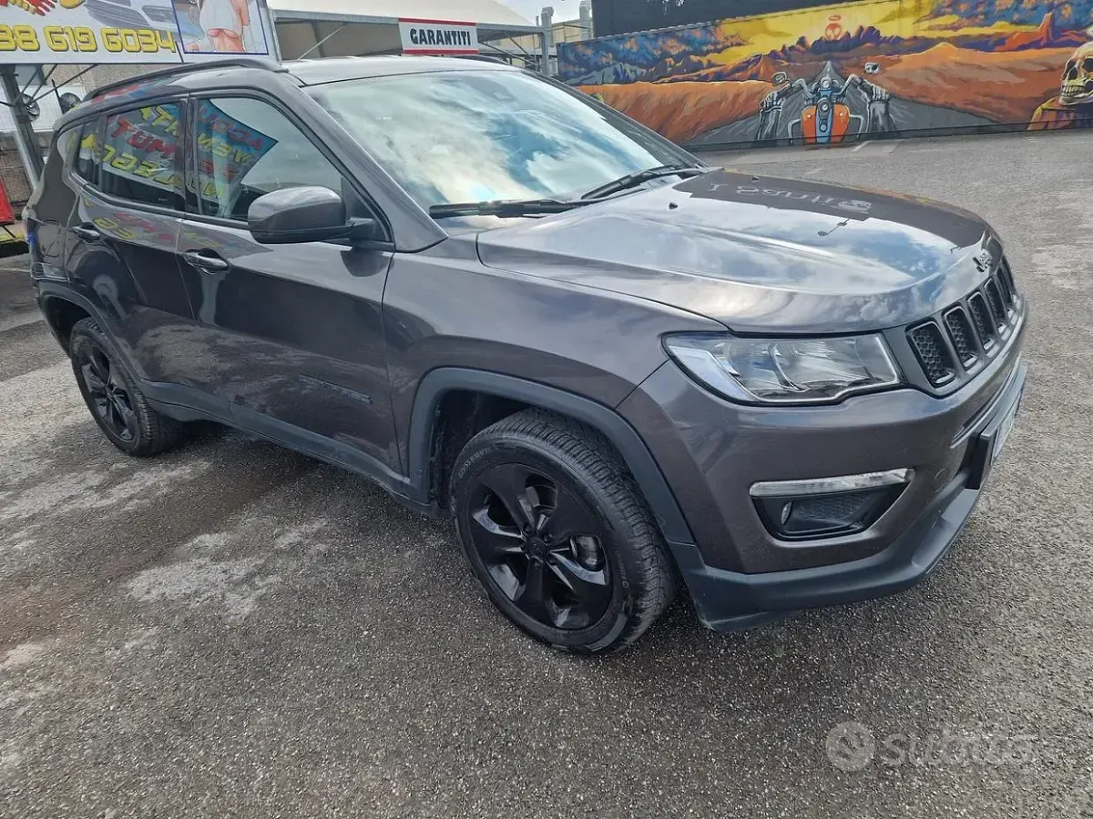 Usata Jeep Compass Limited 140 CV (102 kW) 2019 Grigio SUV