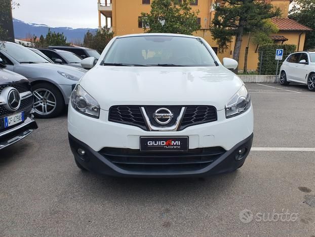 Usata Nissan Qashqai Acenta 131 CV (96 kW) 2012 Bianco SUV