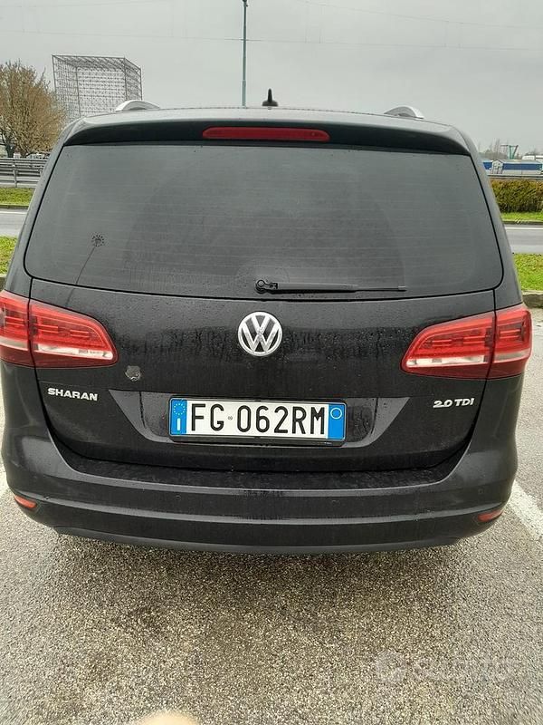 Usata VW Sharan 150 CV (110 kW) 2016 Nero Monovolume