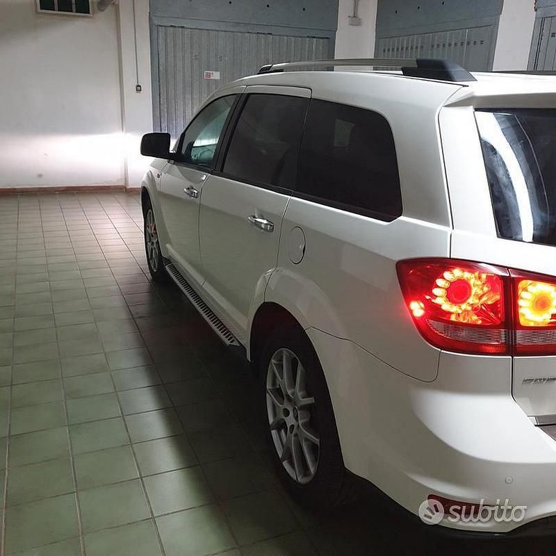 Usata Fiat Freemont 170 CV (125 kW) 2013 Bianco SUV