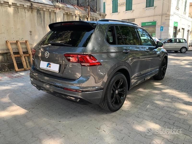 Usata VW Tiguan Sport 150 CV (110 kW) 2019 Grigio SUV