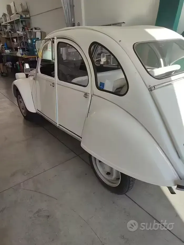 Usata Citroën 2CV 1970 Bianco Berlina