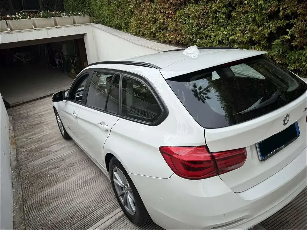 Usata BMW 318 Advantage 150 CV (110 kW) 2019 Station wagon