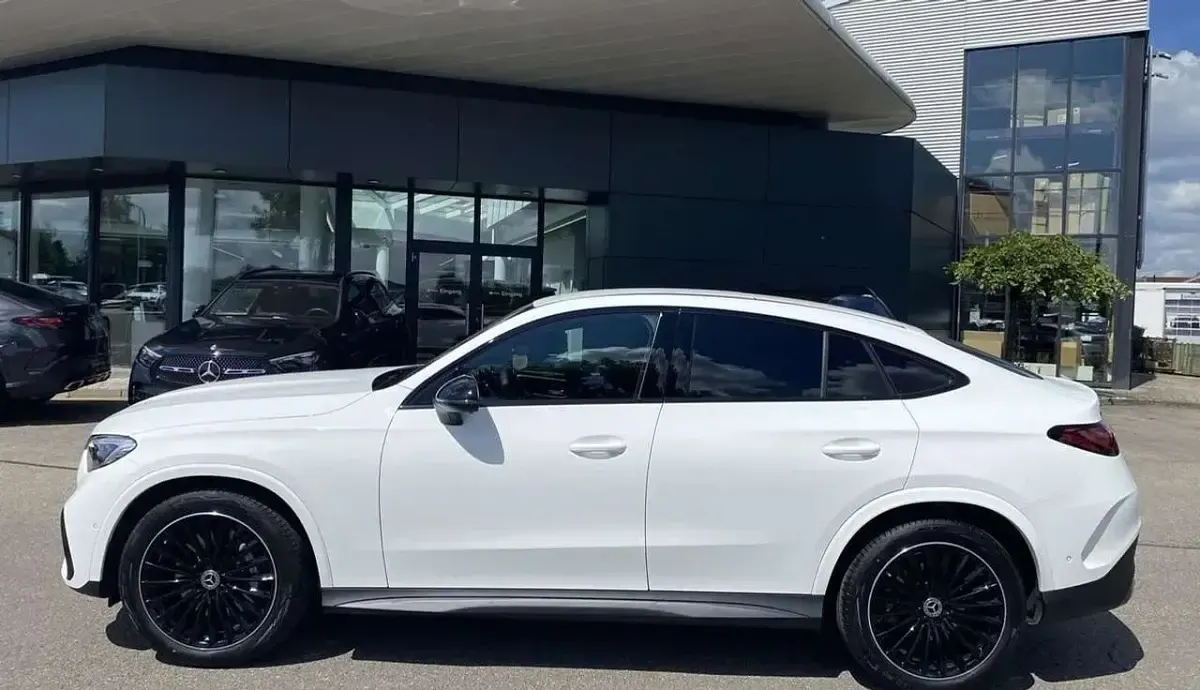 Usata Mercedes GLC220 AMG 197 CV (144 kW) 2025 Bianco polare unilack SUV