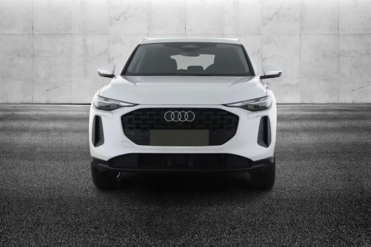 Usata Audi Q5 Business 204 CV (150 kW) 2025 Bianco SUV