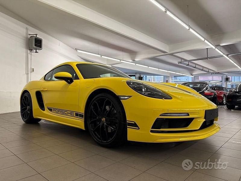 Usata Porsche 718 Cayman Edition 299 CV (219 kW) 2024 Giallo Coupé