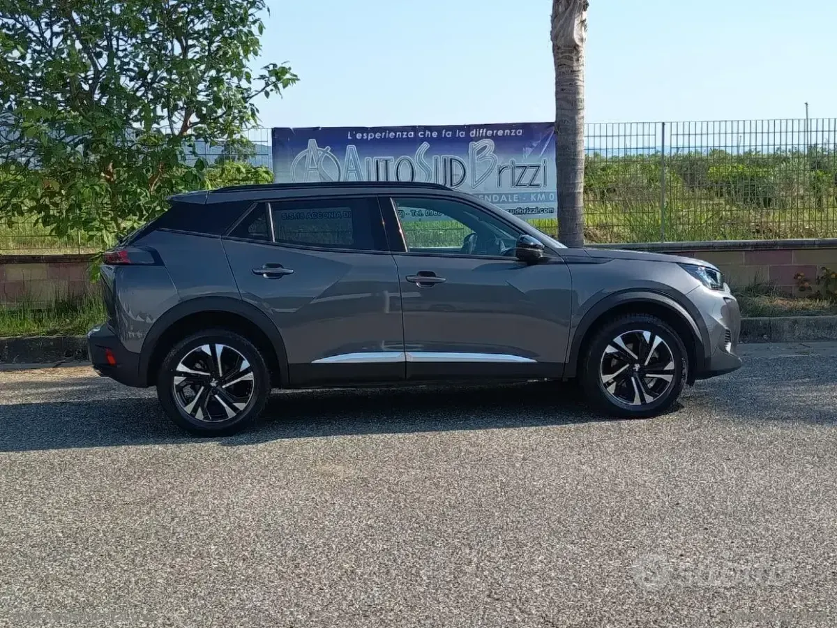 Usata Peugeot 2008 Allure 131 CV (96 kW) 2023 SUV