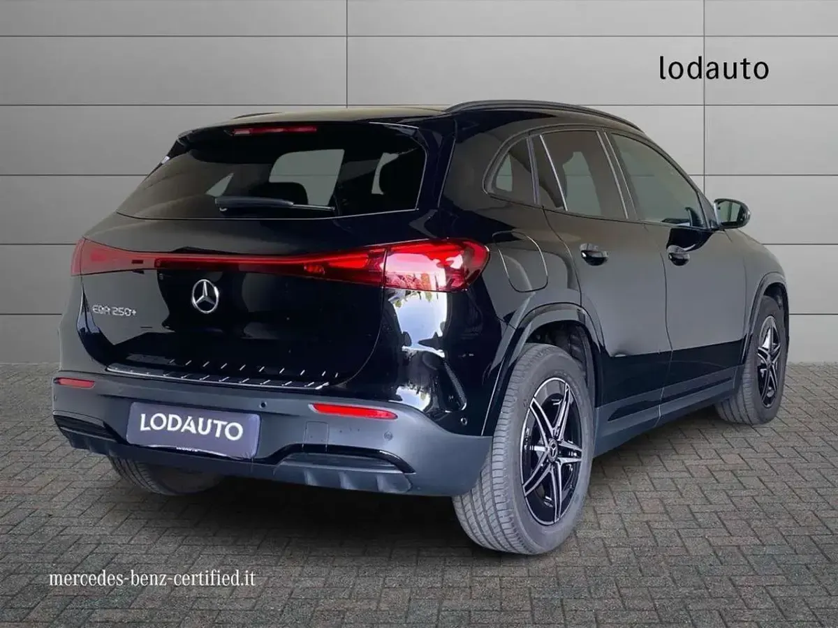 Usata Mercedes EQA250+ Advanced 139 kW (190 CV) 2025 Nero SUV