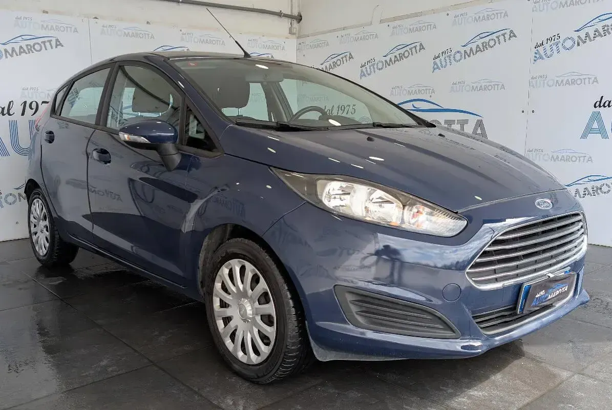 Usado Ford Fiesta 75 HP (55 kW) 2013 Azul Citadino