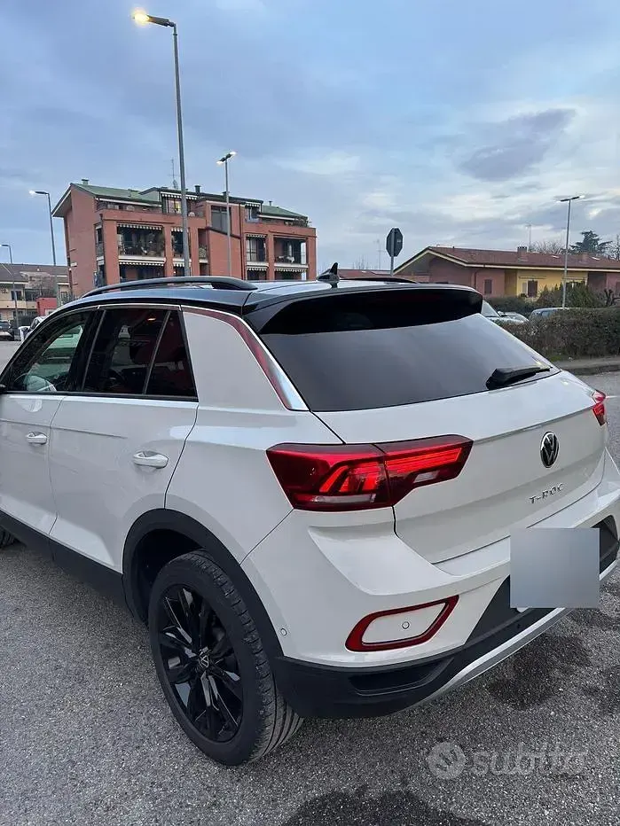 Usata VW T-Roc Sport 110 CV (80 kW) 2023 SUV