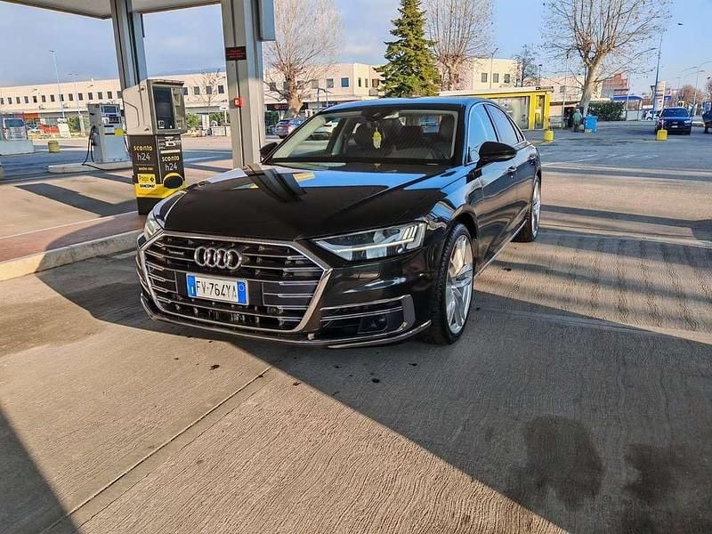 Usata 2018 Audi A8 Berlina | 36.300 € (Ottimo prezzo) - Immagine 1/4
