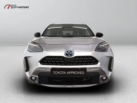 Usata Toyota Yaris Hybrid 2022 Nero Pick-up