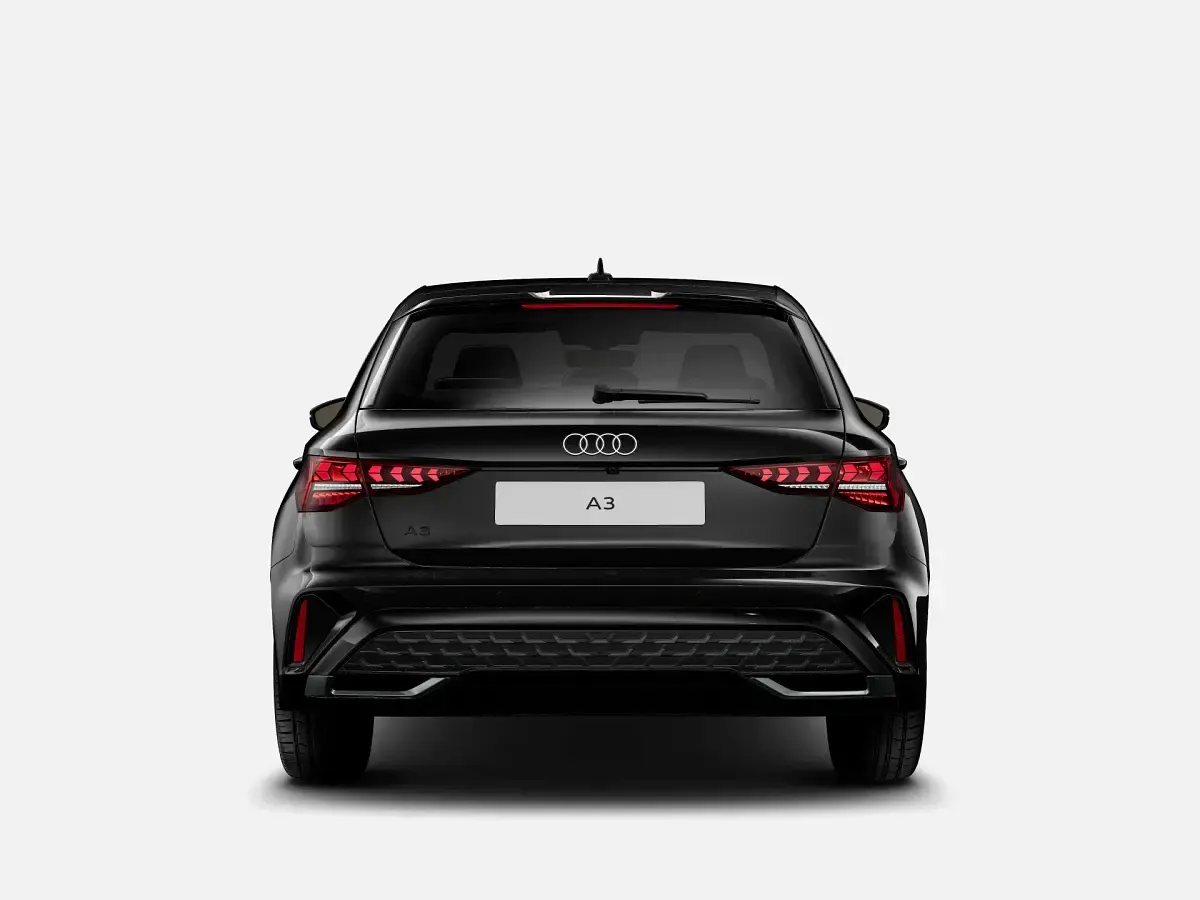 Nuova Audi A3 S-Line 150 CV (110 kW) 2026 Nero mythos metallizzato