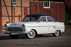 Bianco Usata 1956 Opel Kapitän Tre volumi | 17.900 € - Immagine 1/4