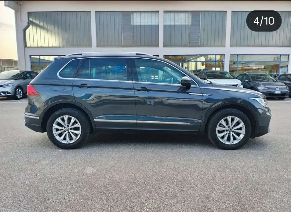 Usata VW Tiguan Life 150 CV (110 kW) 2022 Grigio SUV