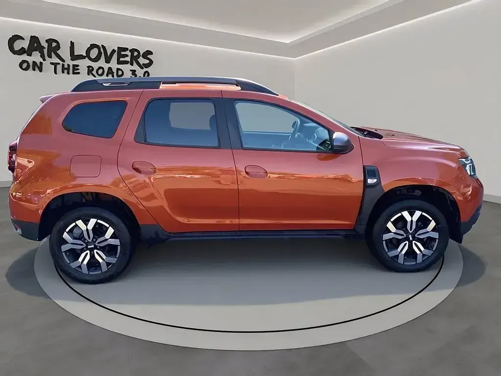 Usata Dacia Duster Journey 101 CV (74 kW) 2023 Enz orange arizona SUV