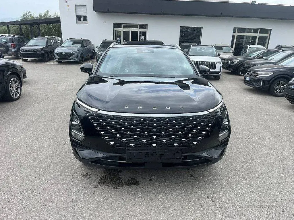 Nuova Omoda 5 147 CV (108 kW) 2025 Nero SUV