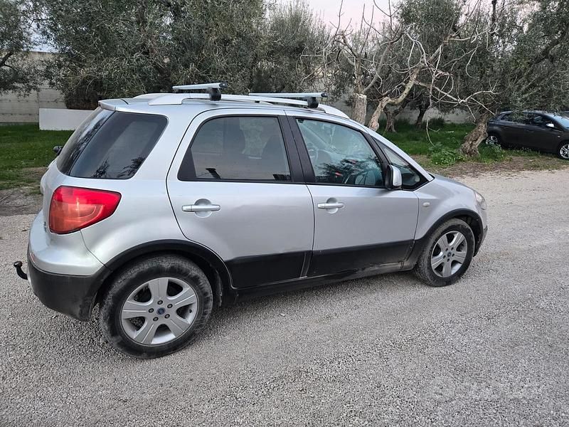 Usata Fiat Sedici 2006 Grigio SUV